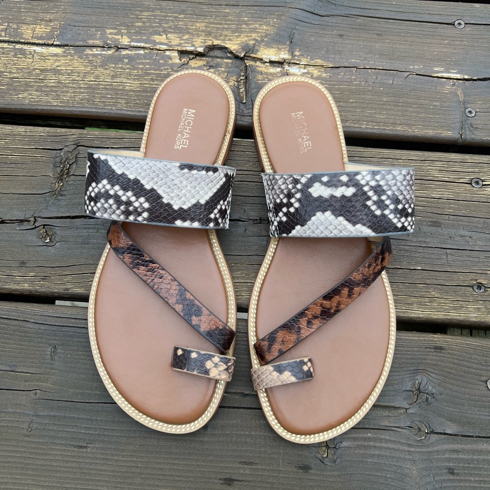 Michael Kors Multicolor Snake Print Sandals. Size 8.5